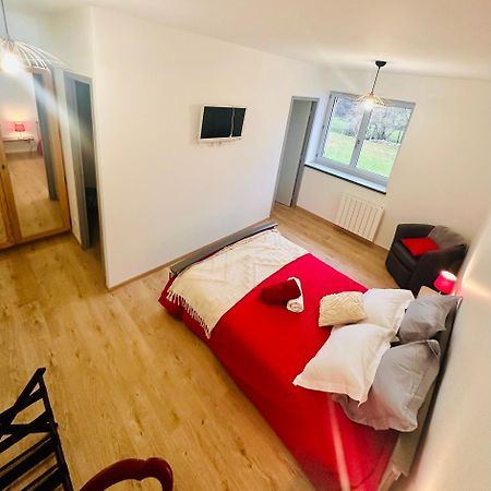 Chambres D'Hotes Les Vernayes Amplepuis Exterior foto